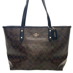 LIKE NEW AUTHENTIC COACH PURSE